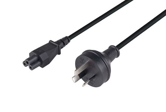 Dynamix DYNAMIX 2M 3-Pin to C5 Clover Shaped Female Connector 7.5A. C-POWERNC