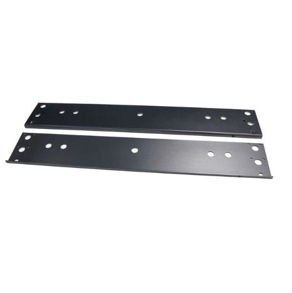 Dynamix DYNAMIX Bolt Down Plate for 800mm Wide SR Series Cabinets. RABDP-800