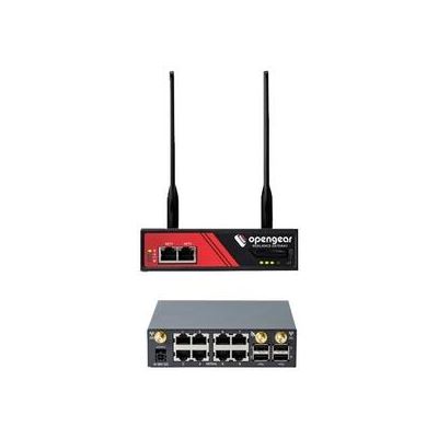 ACM7008 8 serial Cisco Straight pinout ext power 2 GbE LTE cellular dual SIM 2 DIO & 2 Output Global Power Supply Opengear — view 2