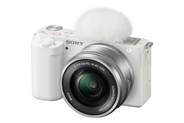 Sony Alpha ZVE10 24.2MP APS-C M/less Cam E Mount w/16-50 II white thumbnail 2
